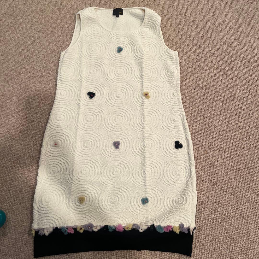 Any buy さん専用　FENDI ホワイト ワンピース46