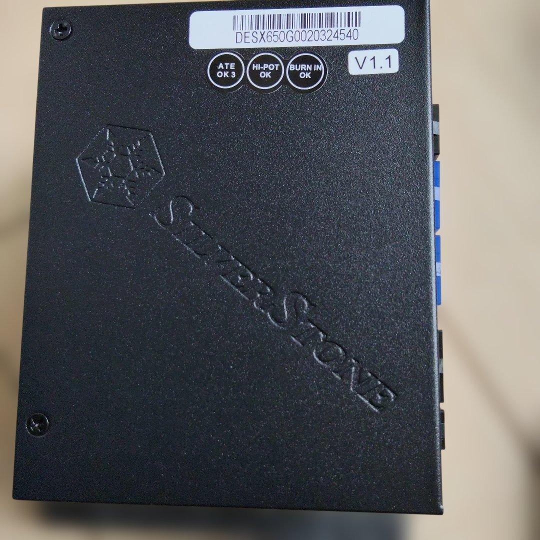 未使用品　SilverStone SFX650W電源 SX650-G