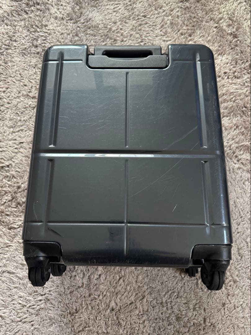 PROTECA MAXPASS H2s 40l ガンメタ