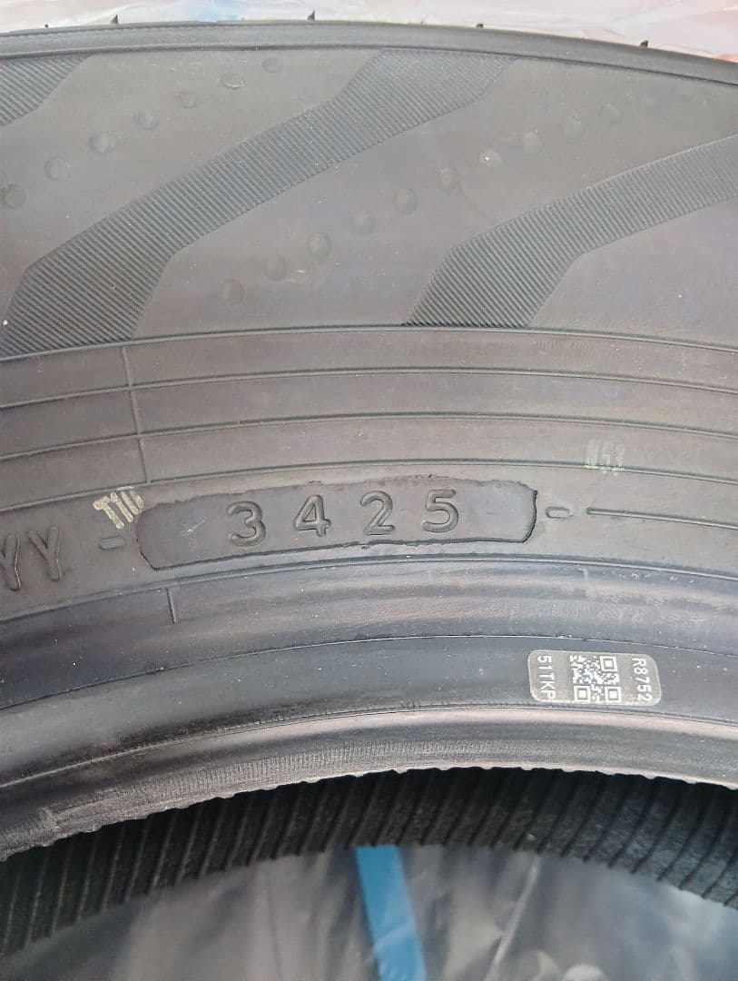 225-65-17ADVANvo３新車外し４本225/65/17