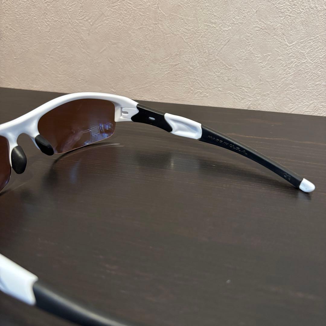 Oakley サングラス ホワイト/ブラック