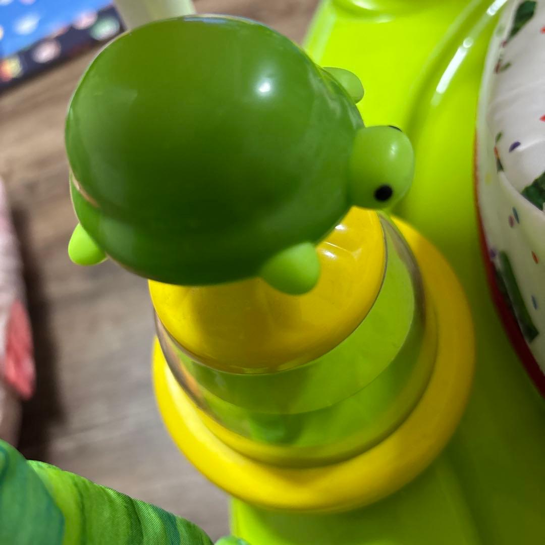 はらぺこあおむしアクティビティジャンパー