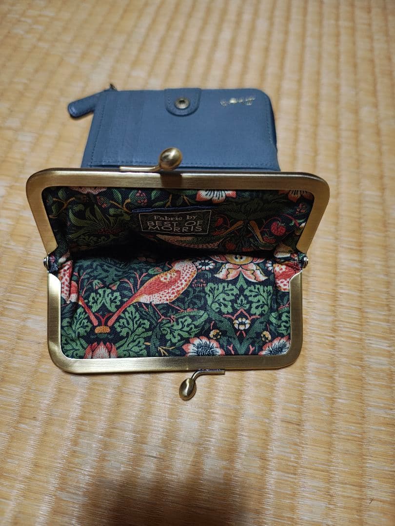 ☆美品☆ダコダ がま口 レザー 二つ折り財布