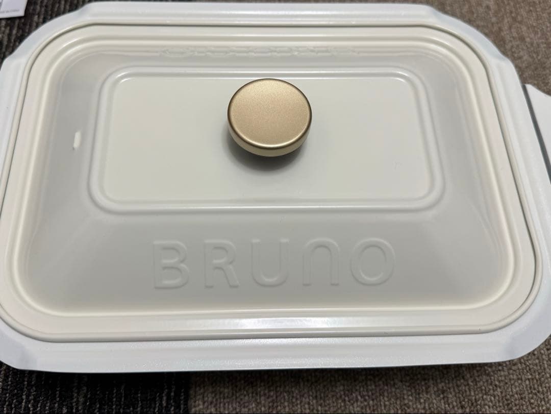 BRUNO コンパクトホットプレート＆セラミックコート鍋のセット　ホワイト