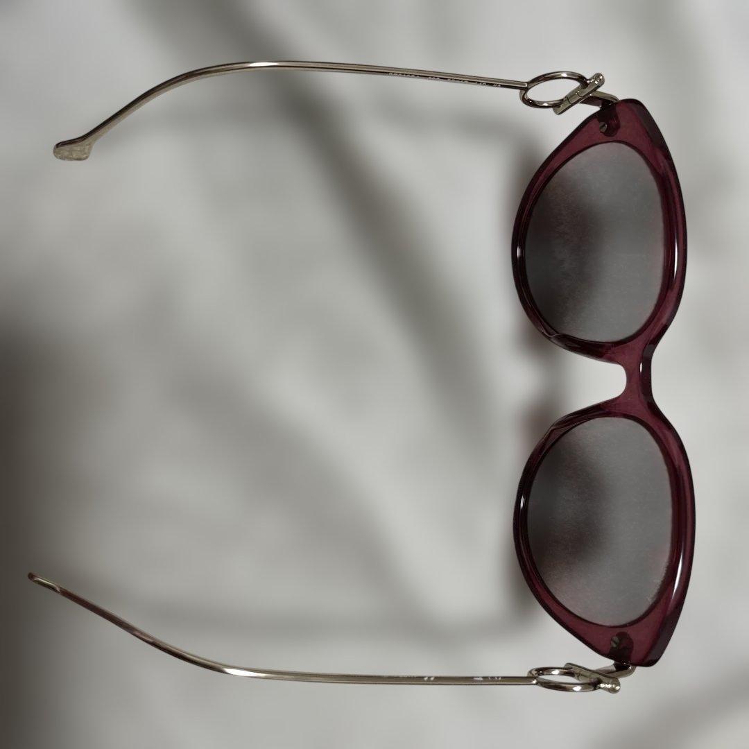 Salvatore Ferragamo サングラスケース レッド