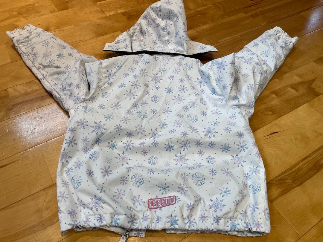 美品スキーウェア上下セット　130 ロイシュグローブセット　reusch 女の子