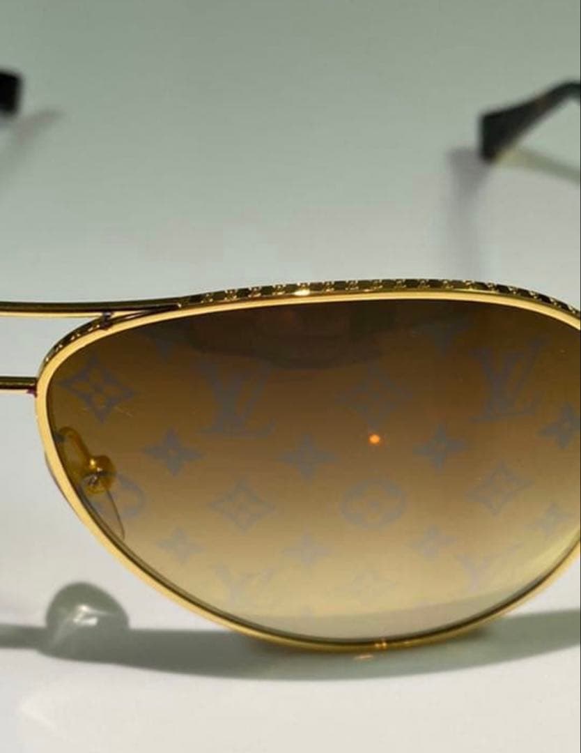 LOUIS VUITTON ルイヴィトン コンスピラシオン パイロットサングラス