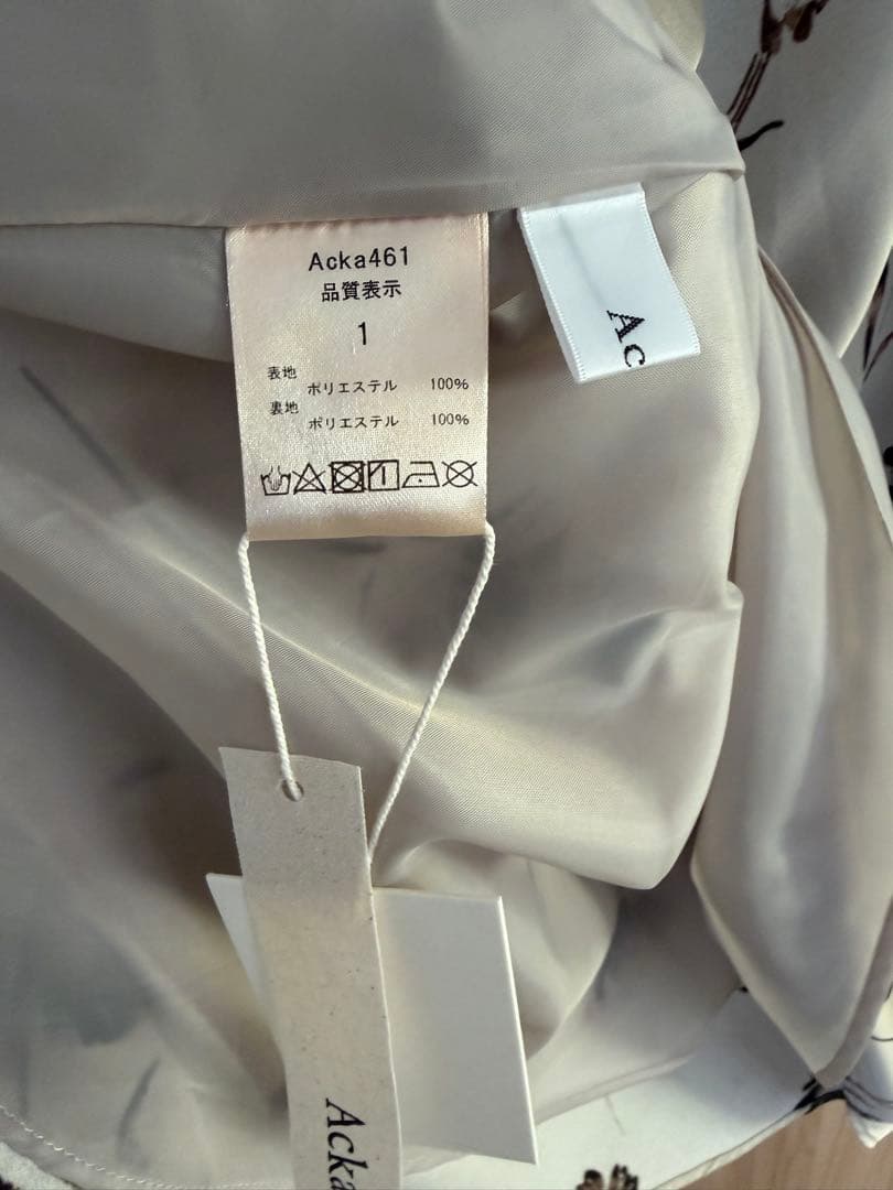 Acka. flower satin skirt 新品未使用サイズ1