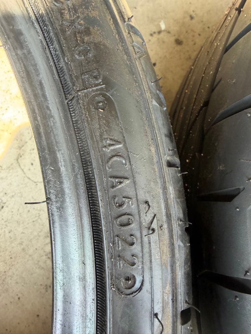 NITTO NT555G 235/30R20 2本セット