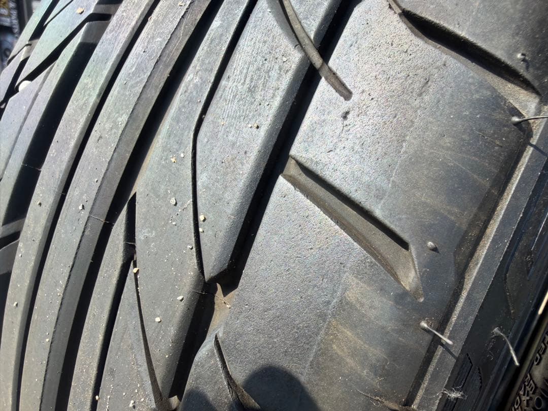 NITTO NT555G 235/30R20 2本セット
