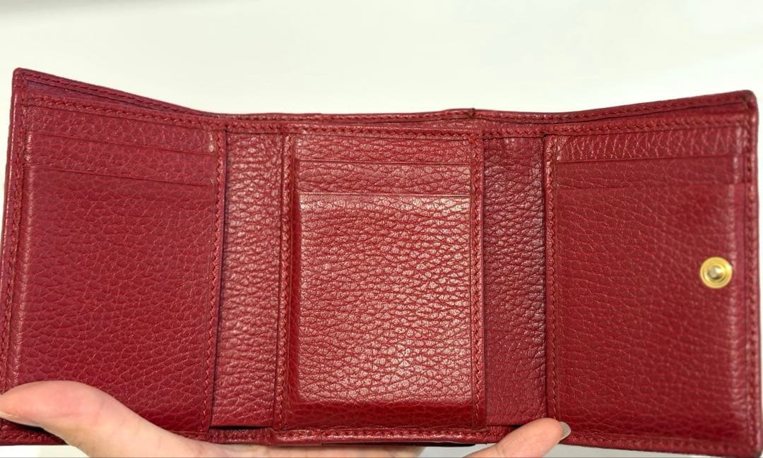 v*a様 GUCCI グッチ GGロゴ 三つ折り財布 赤 マーモント