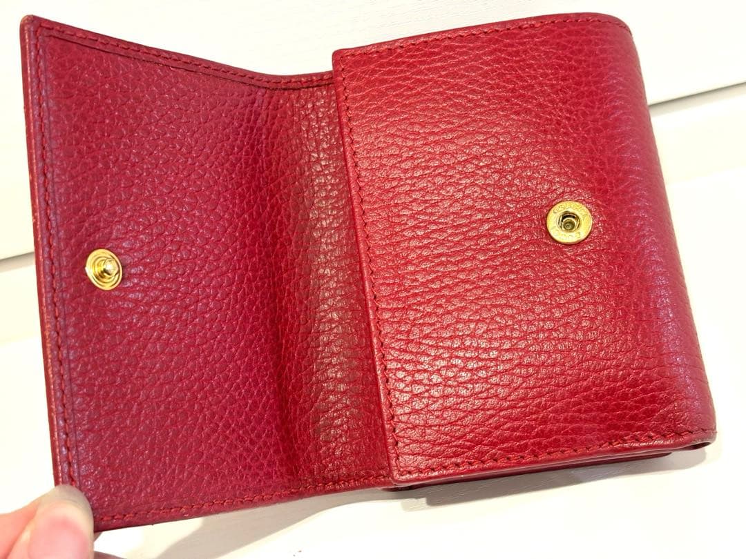 v*a様 GUCCI グッチ GGロゴ 三つ折り財布 赤 マーモント