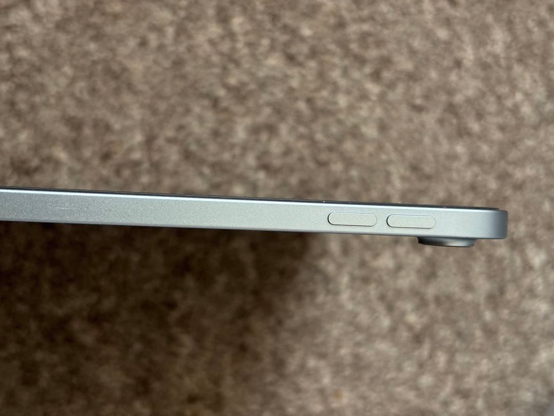 Apple iPad Air 13インチ M2 256GB ブルー
