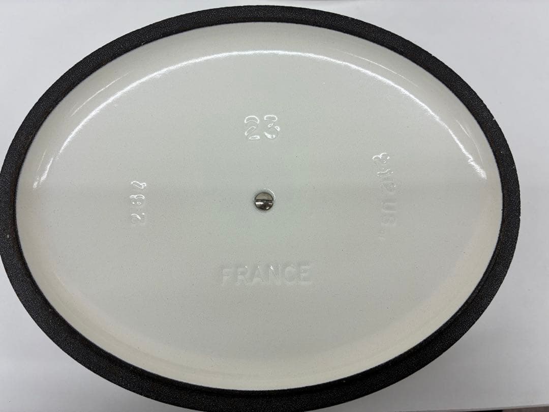 f*n様 LE CREUSET 両手鍋 ホワイト