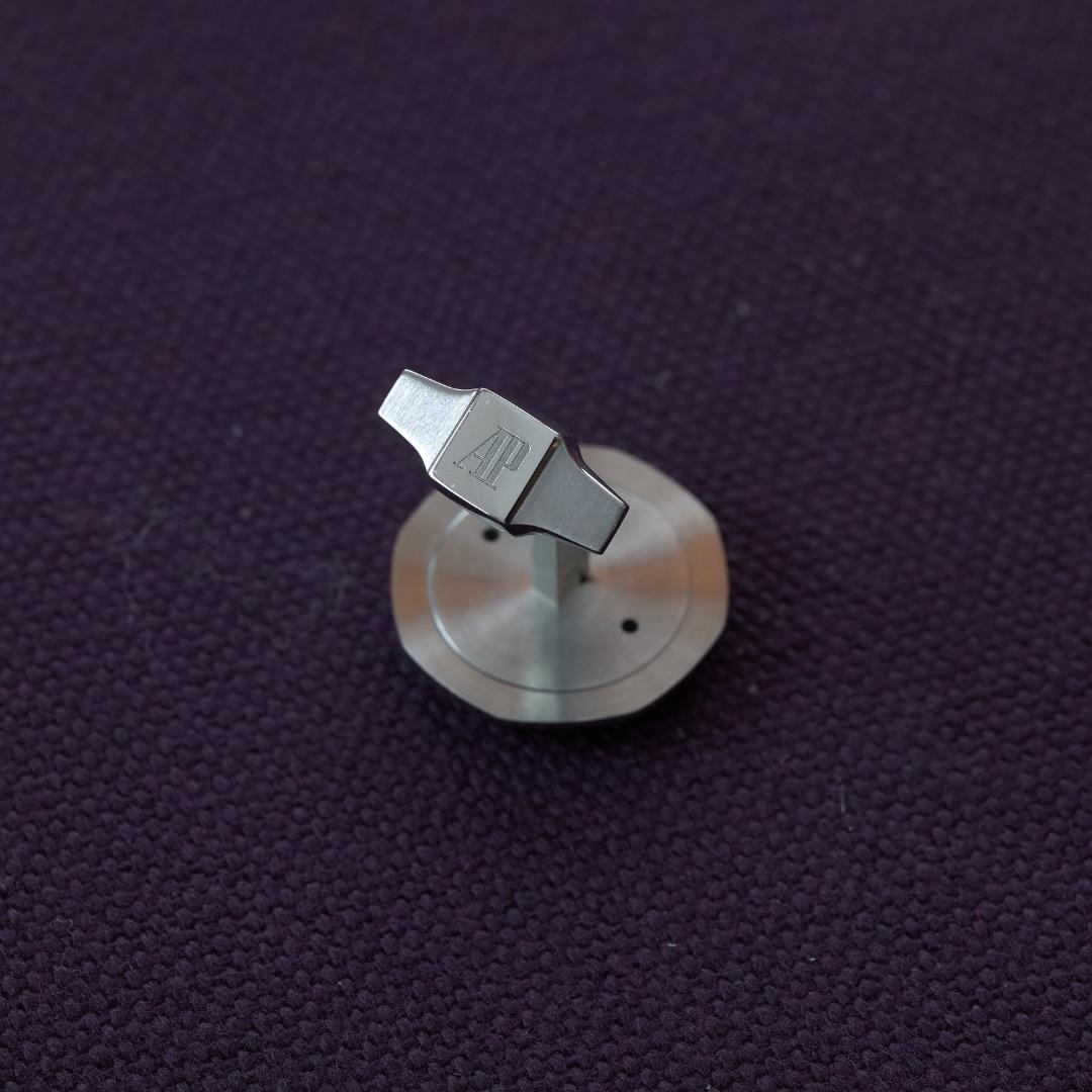 未使用品 オーデマピゲ AP OffShore カフリンクス