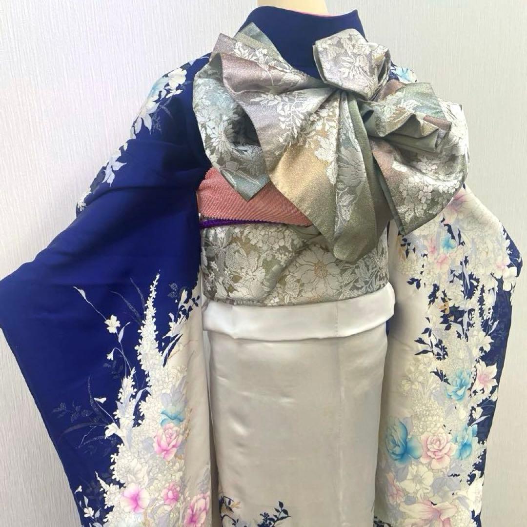 梅乃【152】正絹　振袖　フルセット　前撮り　成人式　撮影　大人　紺　花