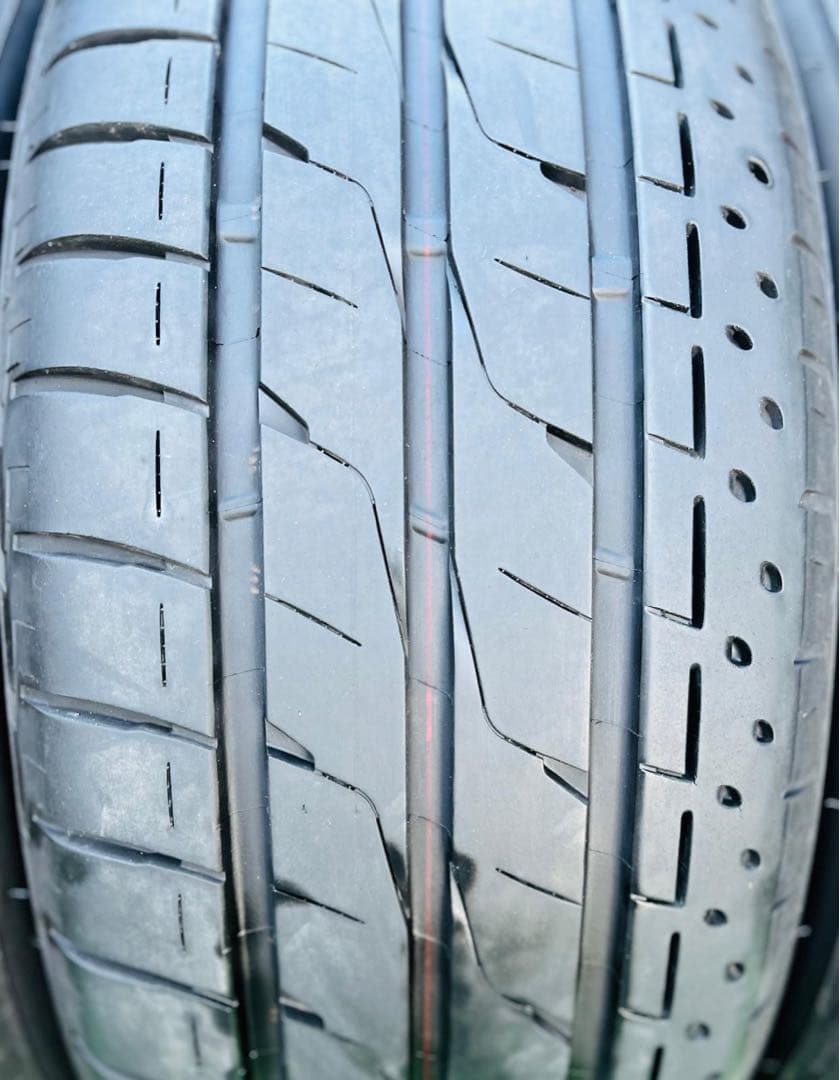 235/50R18、BRIDGESTONE LUFTラジアルタイヤ,2024年