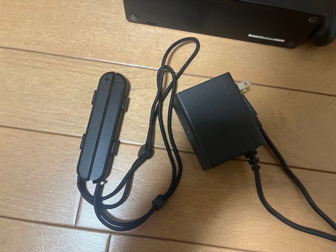 【値下げ対応】Nintendo Switch 本体 ➕付属他 (箱付き)