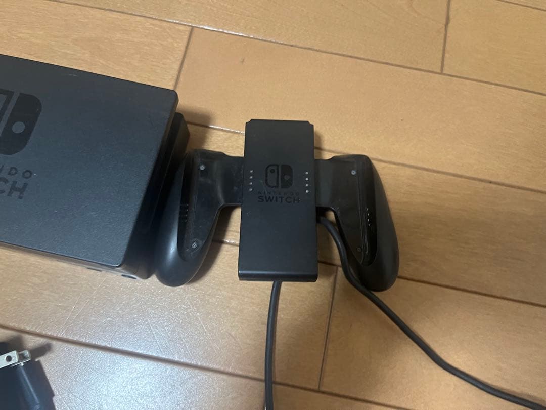 【値下げ対応】Nintendo Switch 本体 ➕付属他 (箱付き)