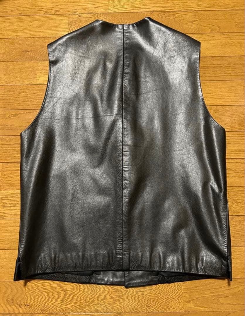 イッセイミヤケ／ISSEY MIYAKE レザー ベスト 黒