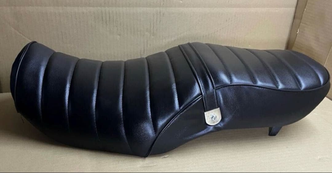 カワサキ バリオス A1 タックロール シート