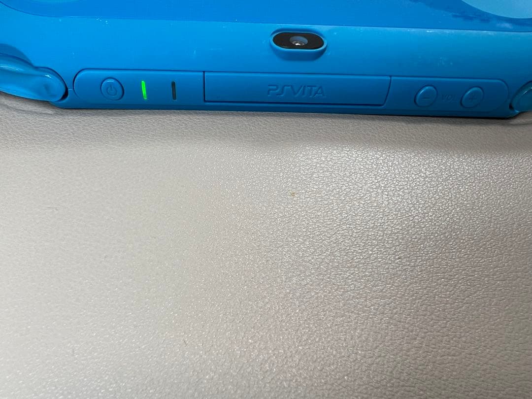 PSVITA PCH-2000 アクアブルー