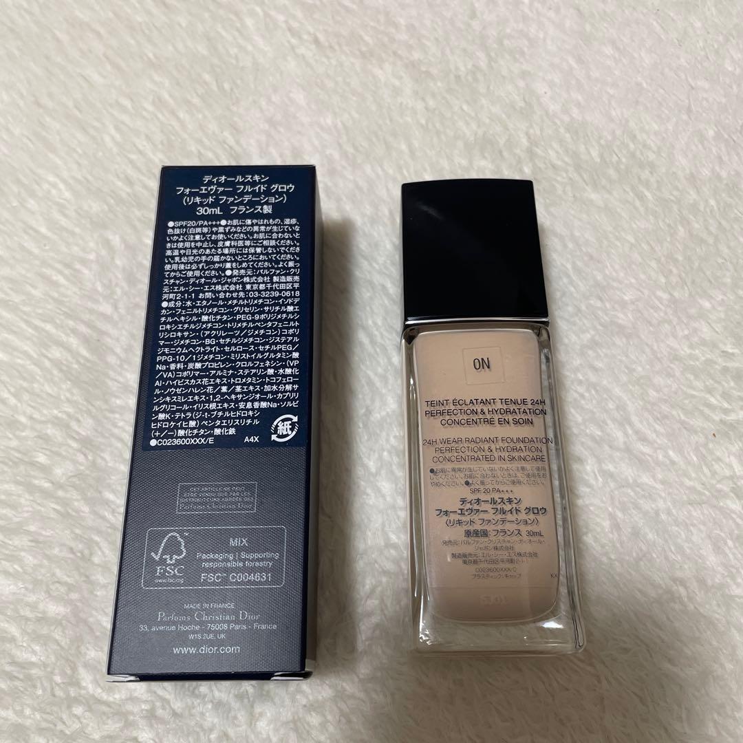 DIOR ディオールスキンフォーエヴァーフルイドグロウ　0N 箱付き