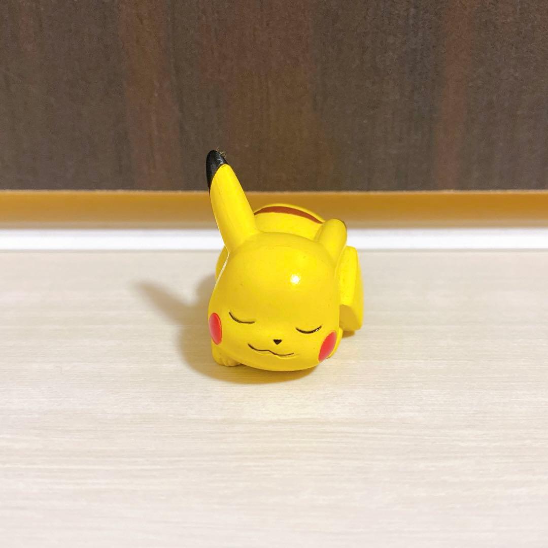 ポケモン TOMY 2004 はつゆめポケモン フィギュア ピカチュウ モンコレ