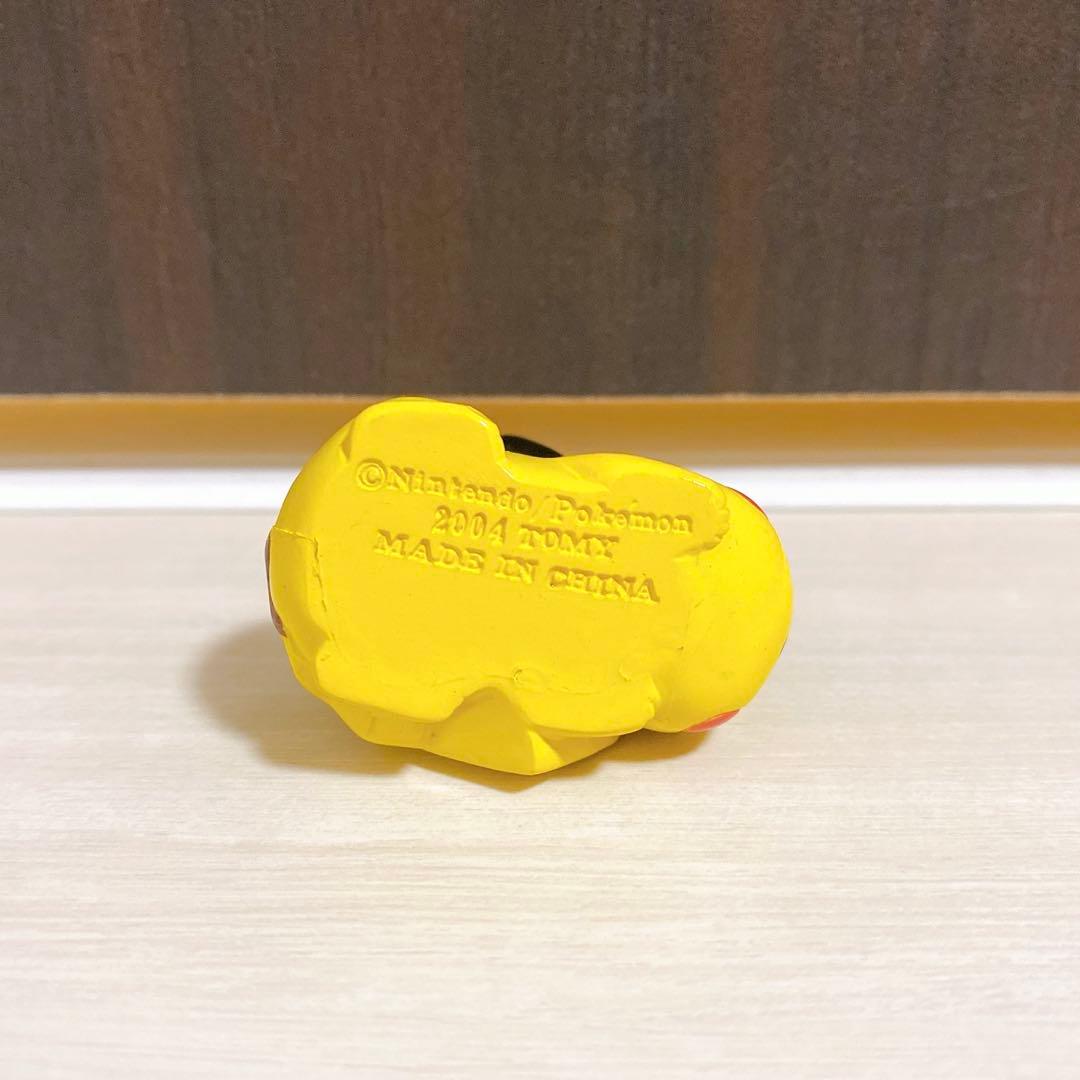 ポケモン TOMY 2004 はつゆめポケモン フィギュア ピカチュウ モンコレ