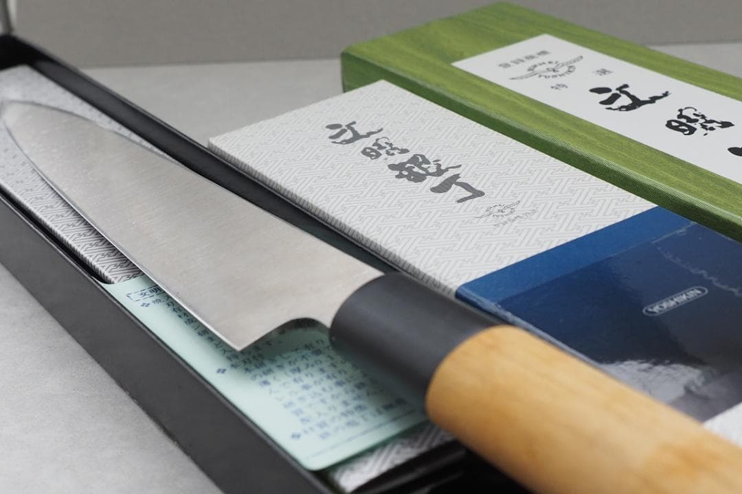 吉田金属　計５本　GLOBAL　牛刀　ペティーナイフ　文明銀丁　出刃　柳刃　菜切