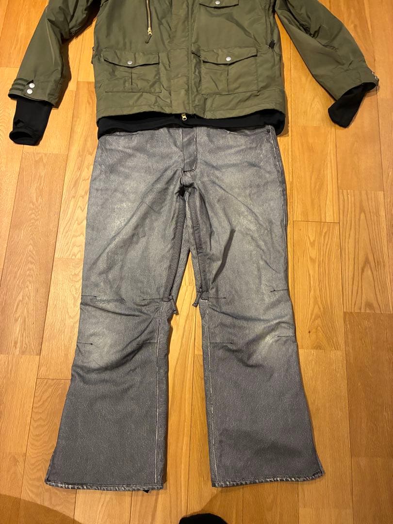 BURTONアナロググラベルパンツ&GUSHウェアセット