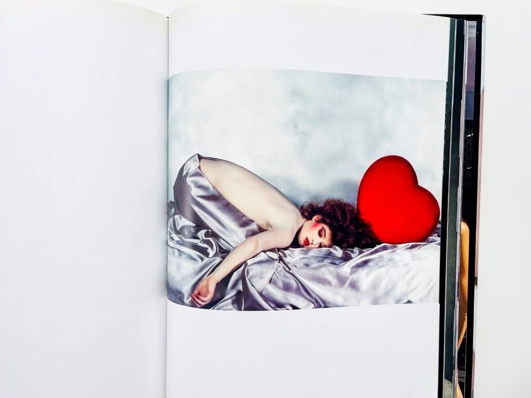 アート・デザイン・音楽 EXHIBIT A Guy Bourdin