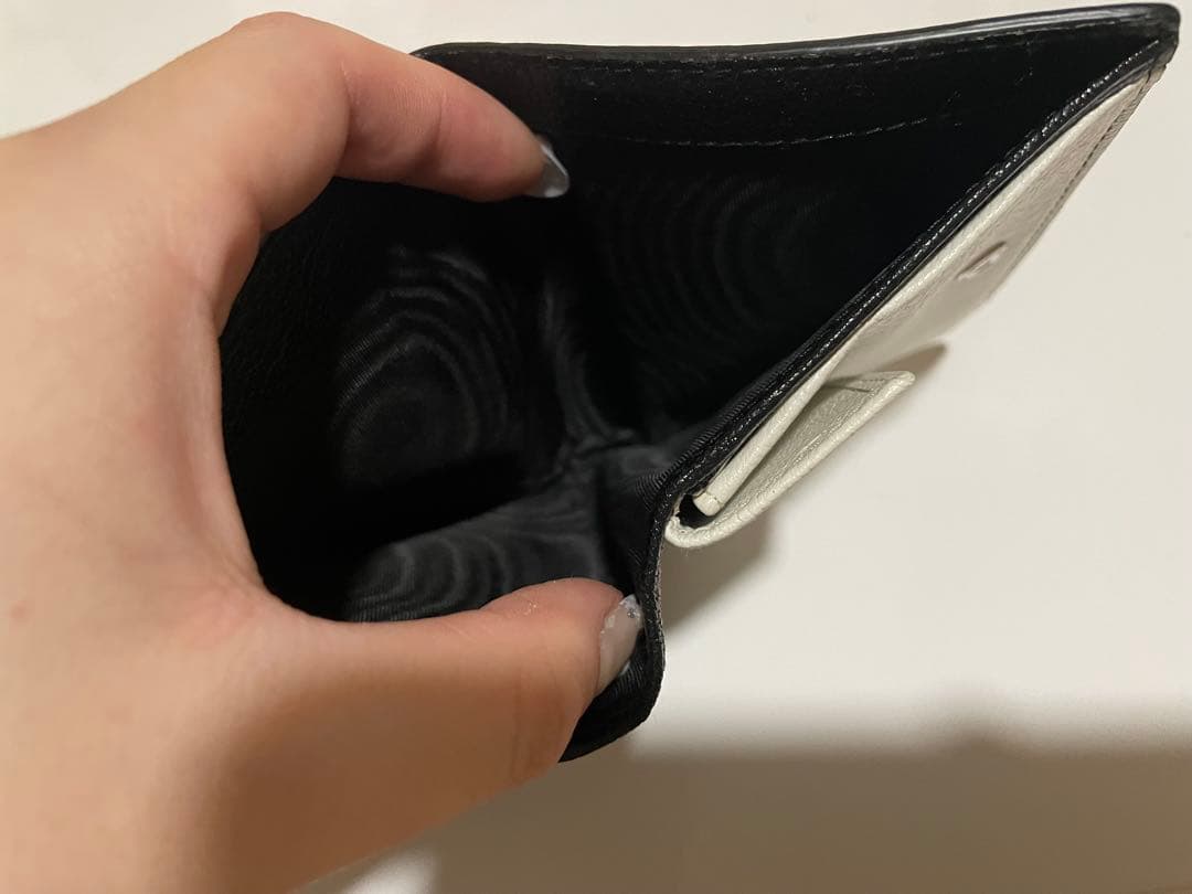 【美品】miumiu 二つ折り財布 黒