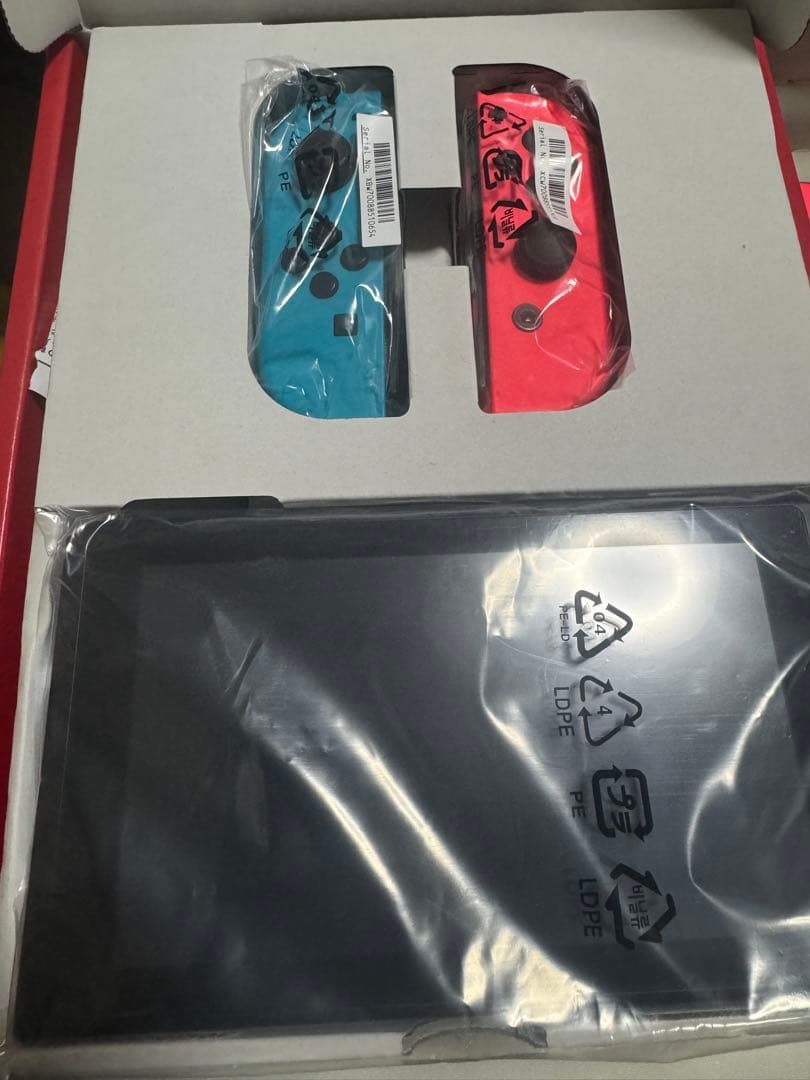 Nintendo Switchフルセット（通常版）※有機ELではありません