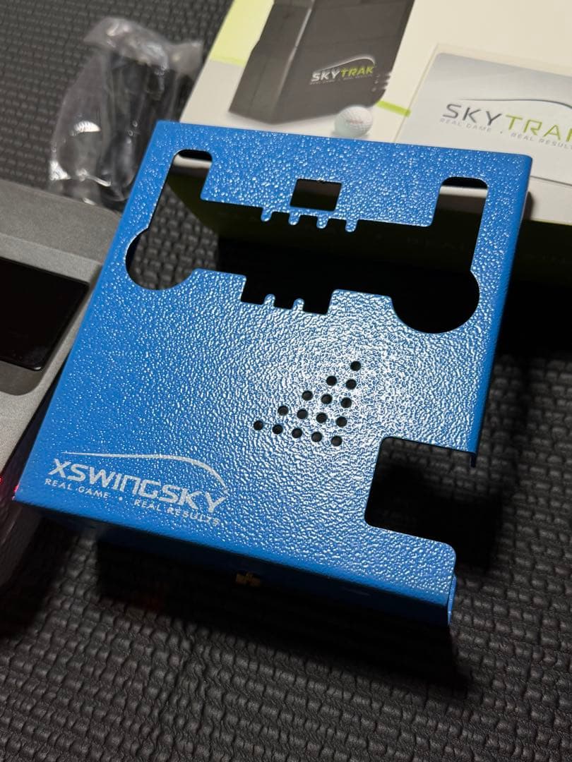SKYTRAK XSWINGSKYホルダー付き