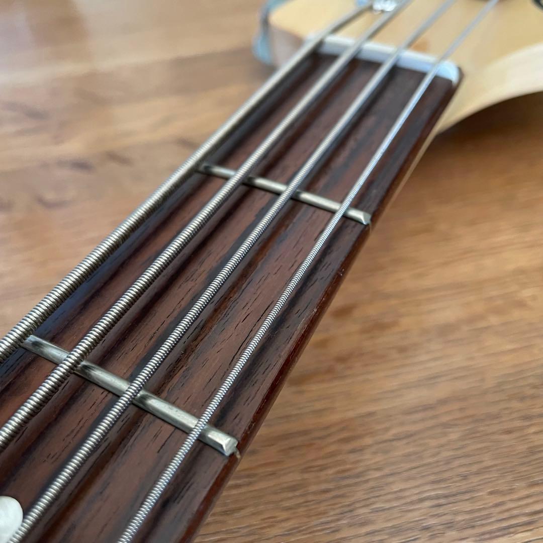 Squier jazz bass Affinity series ジャズベース