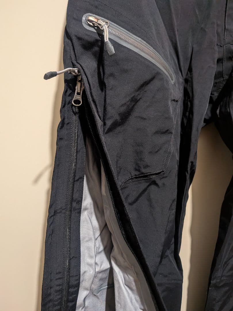 Mountain HardWear スノーボードウェア上下セット