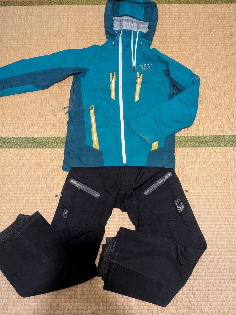 Mountain HardWear スノーボードウェア上下セット