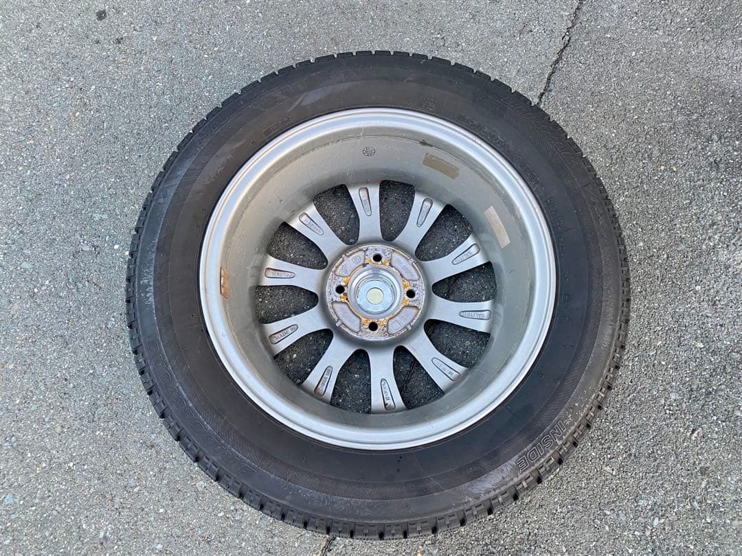【バリ溝】スタッドレスタイヤ&ホイール185/60R15 ブリヂストンVRX