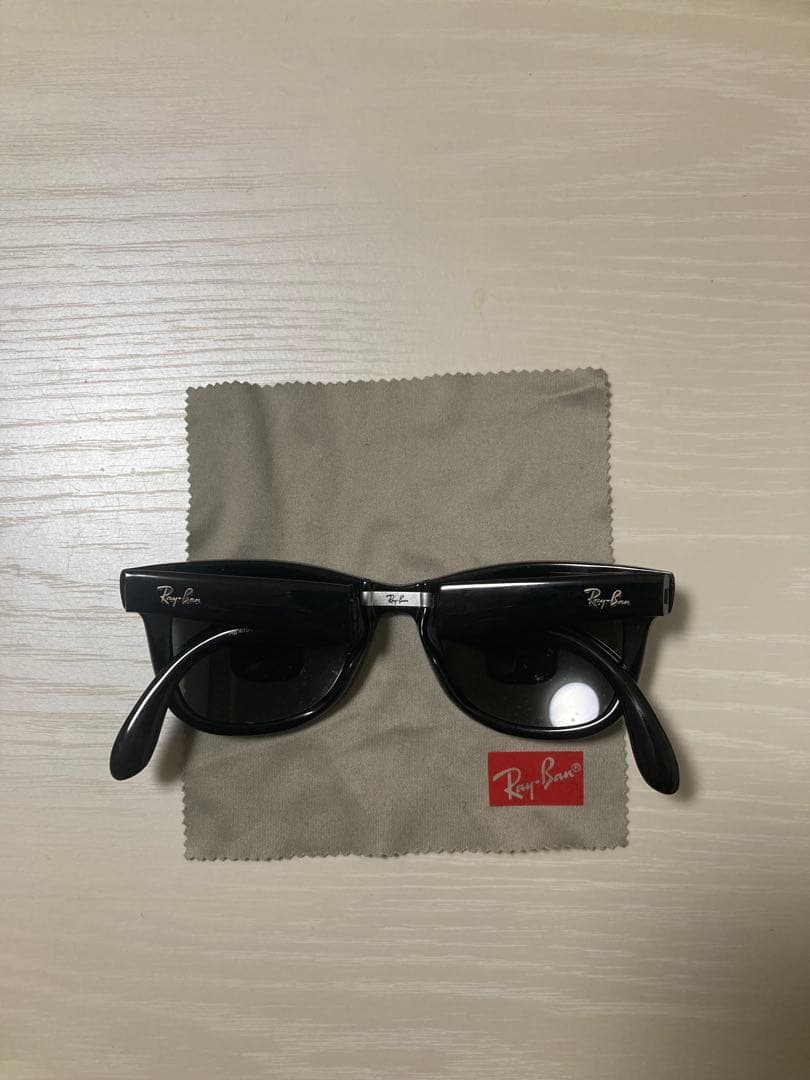Ray-Ban サングラス 折りたたみ 黒 ケース 眼鏡拭き 付