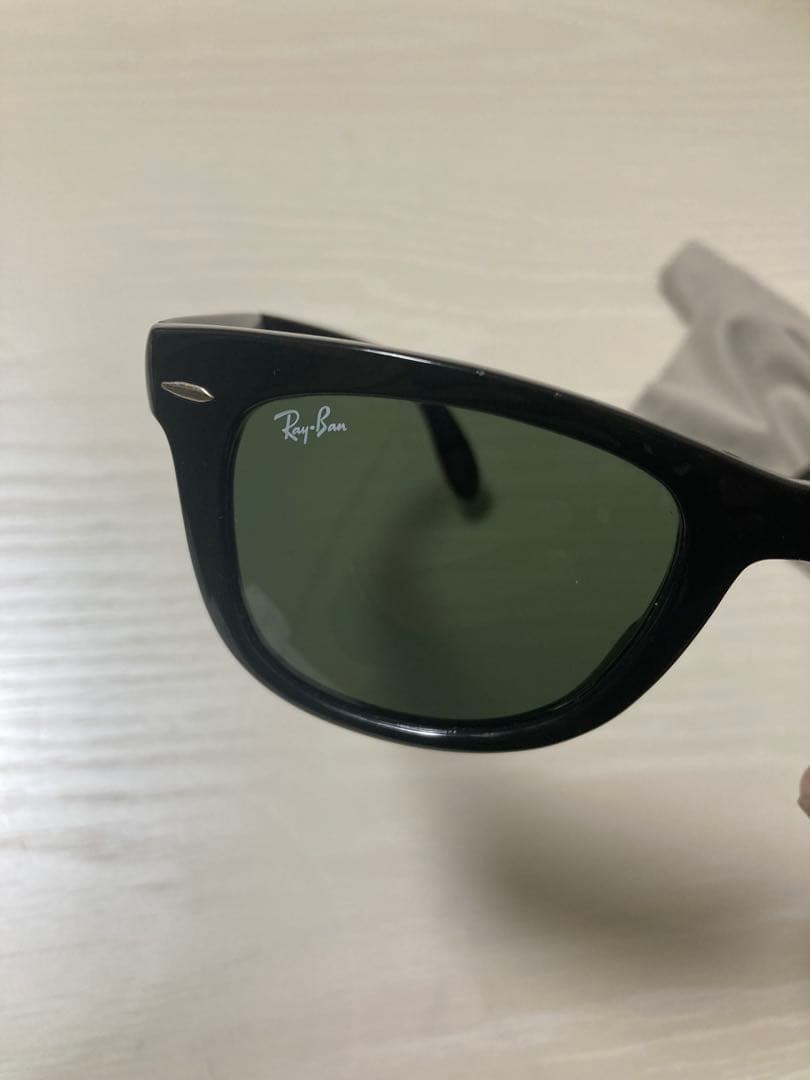Ray-Ban サングラス 折りたたみ 黒 ケース 眼鏡拭き 付