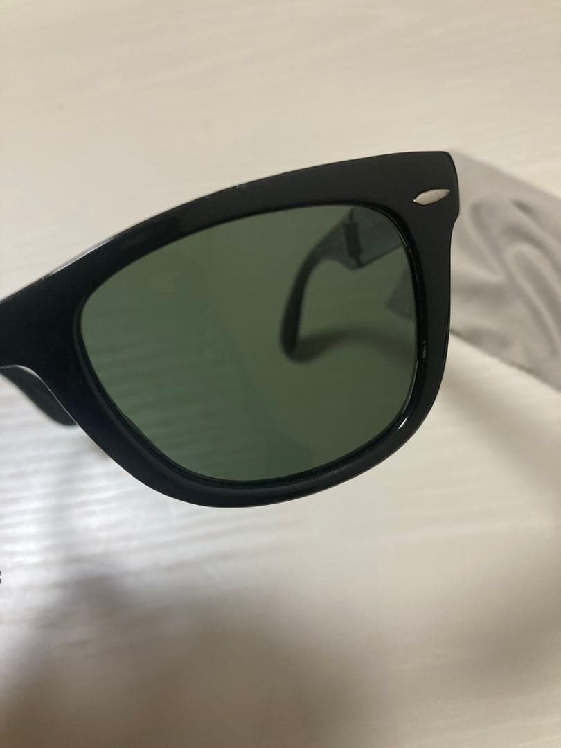 Ray-Ban サングラス 折りたたみ 黒 ケース 眼鏡拭き 付