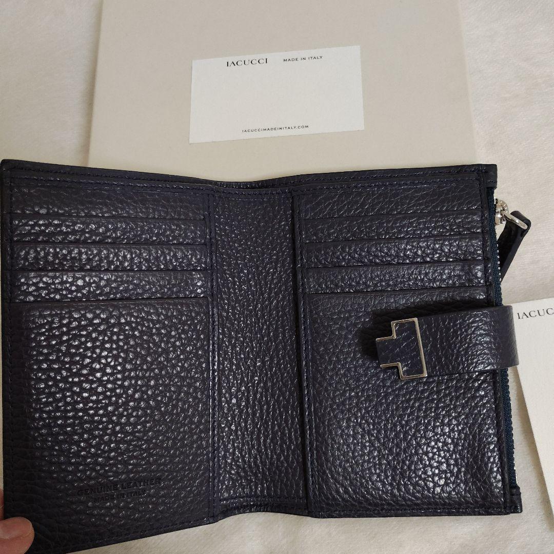 IACUCCI ネイビー 二つ折り財布