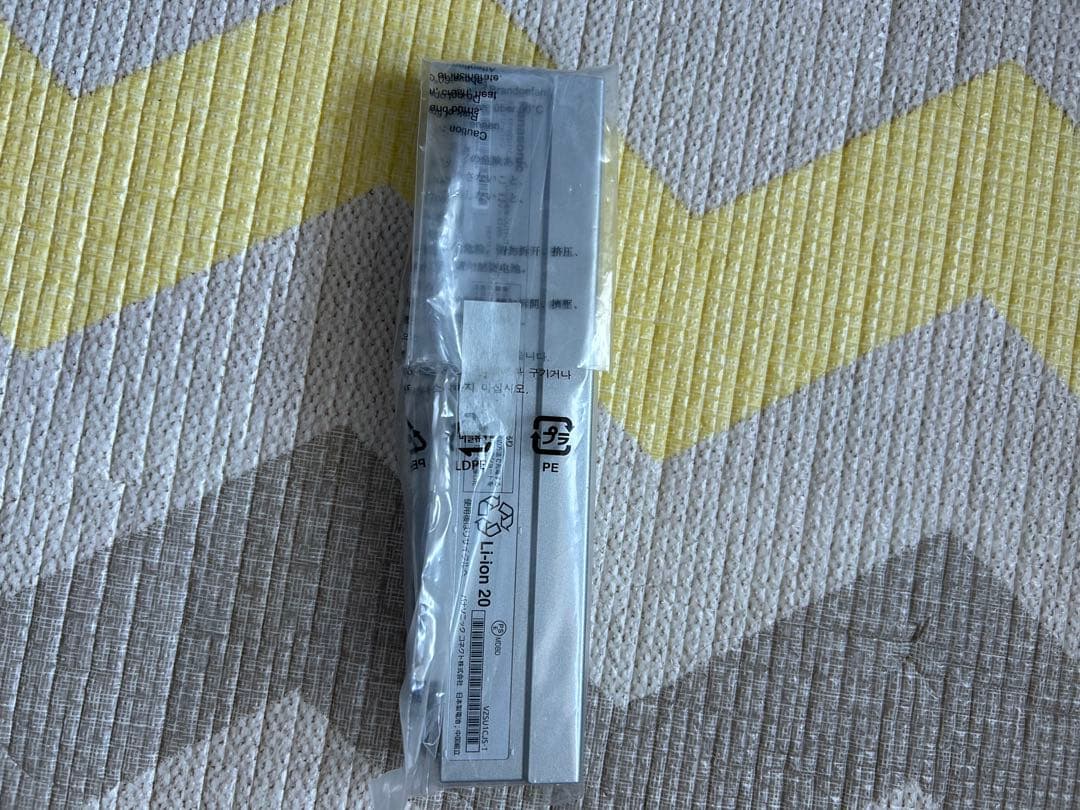 未使用新品　CF-VZSU1CJS CF-SV/LV用バッテリー