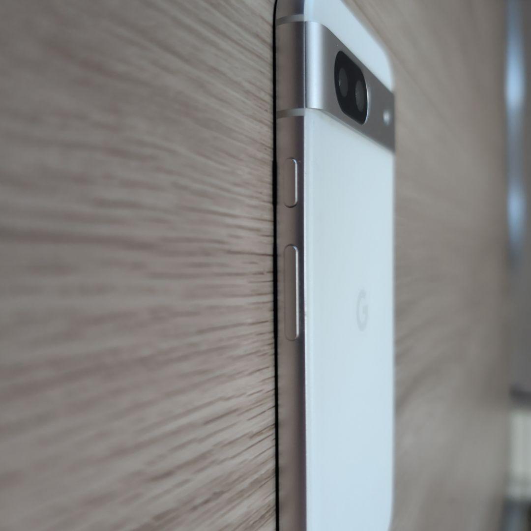 【美品】Google Pixel 8a 128GB Porcelain