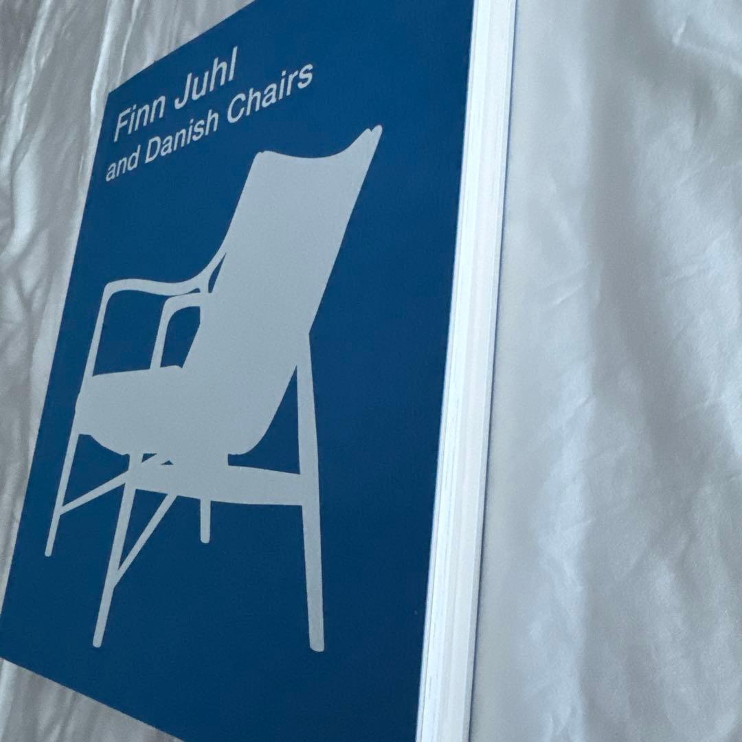 アート・デザイン・音楽 Finn Juhl and Danish Chairs