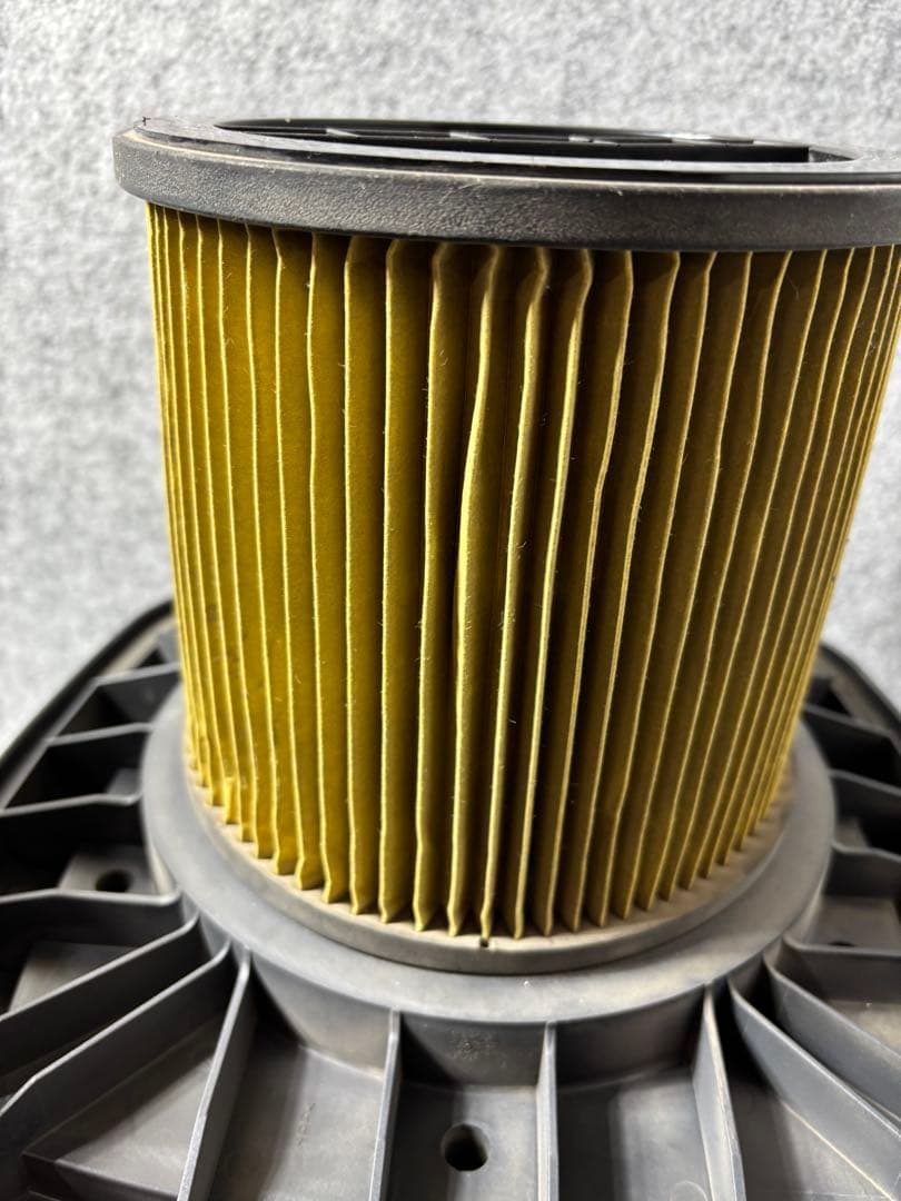 S*R様 Ryobi RVC-1100 乾湿両用掃除機 本体