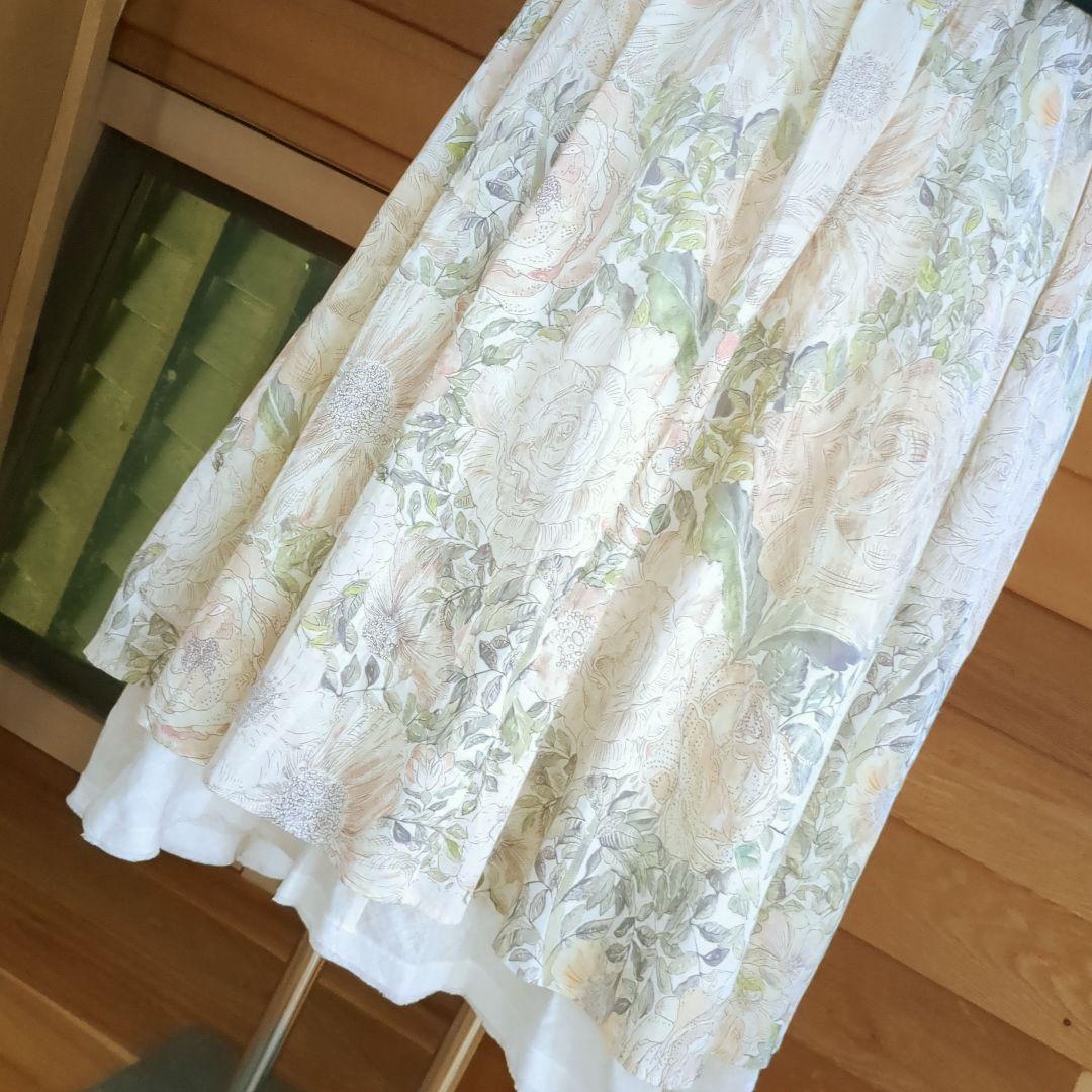 ひ*こ様 ハンドメイド　リバティとリネンのアシンメトリーギャザースカート