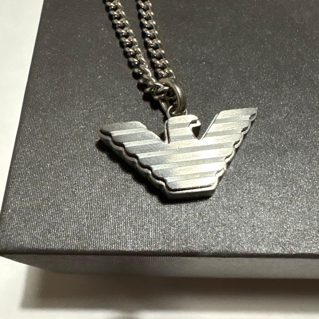 EMPORIO ARMANI ロゴペンダントネックレス