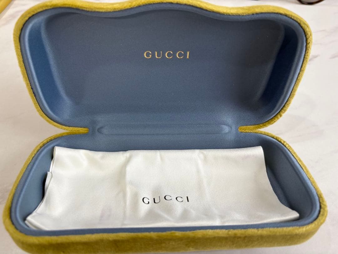 lov 　GUCCI グッチ　サングラス　ウェブストライプ
